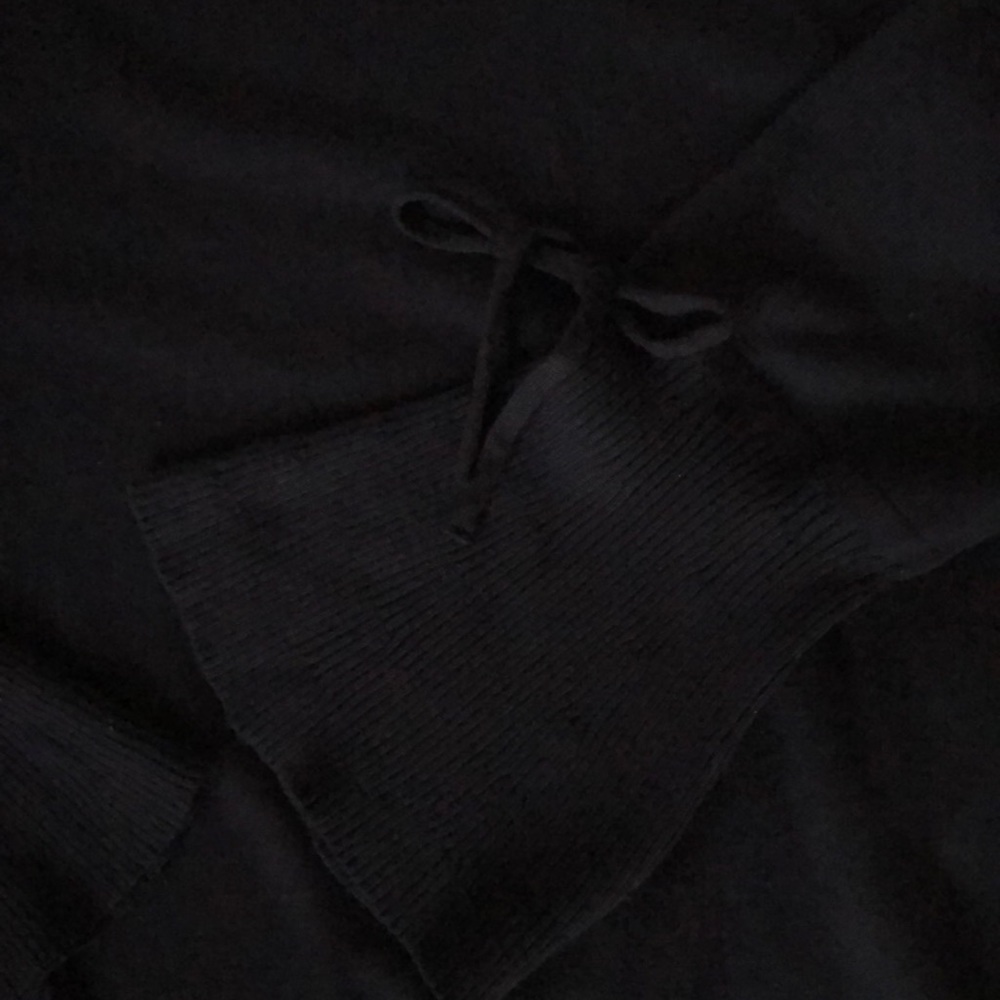 Liz Claiborne Long Sleeve Boat Neck Tie sweater - Picture 6 of 7